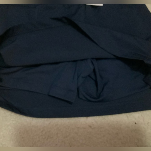 navy golfing skirt w/ shorts NWT - Picture 3 of 3